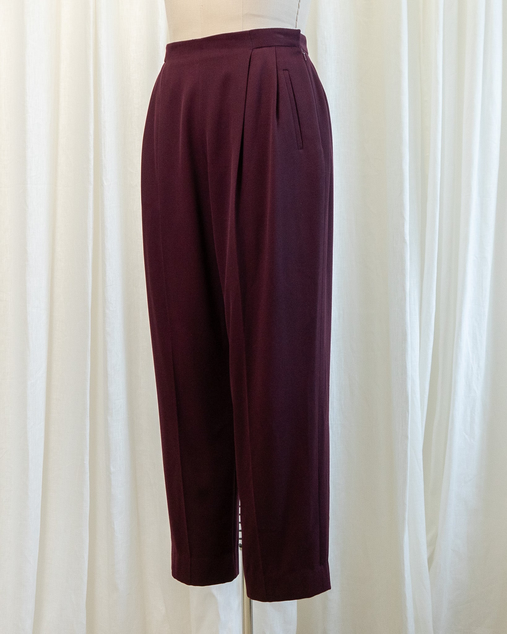 80s Jaeger Pure New Wool Eggplant Color Pleated Pants