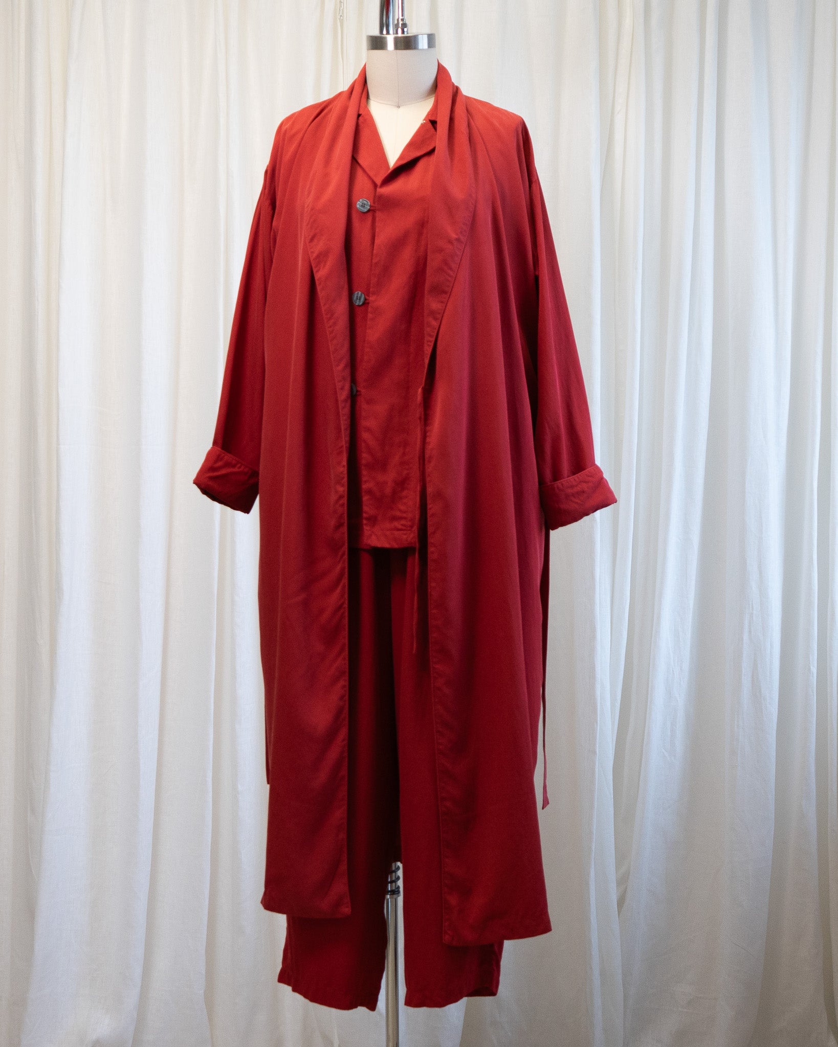 90s Victoria's Secret Red Pure Silk Shawl Collar & Cuffed Robe