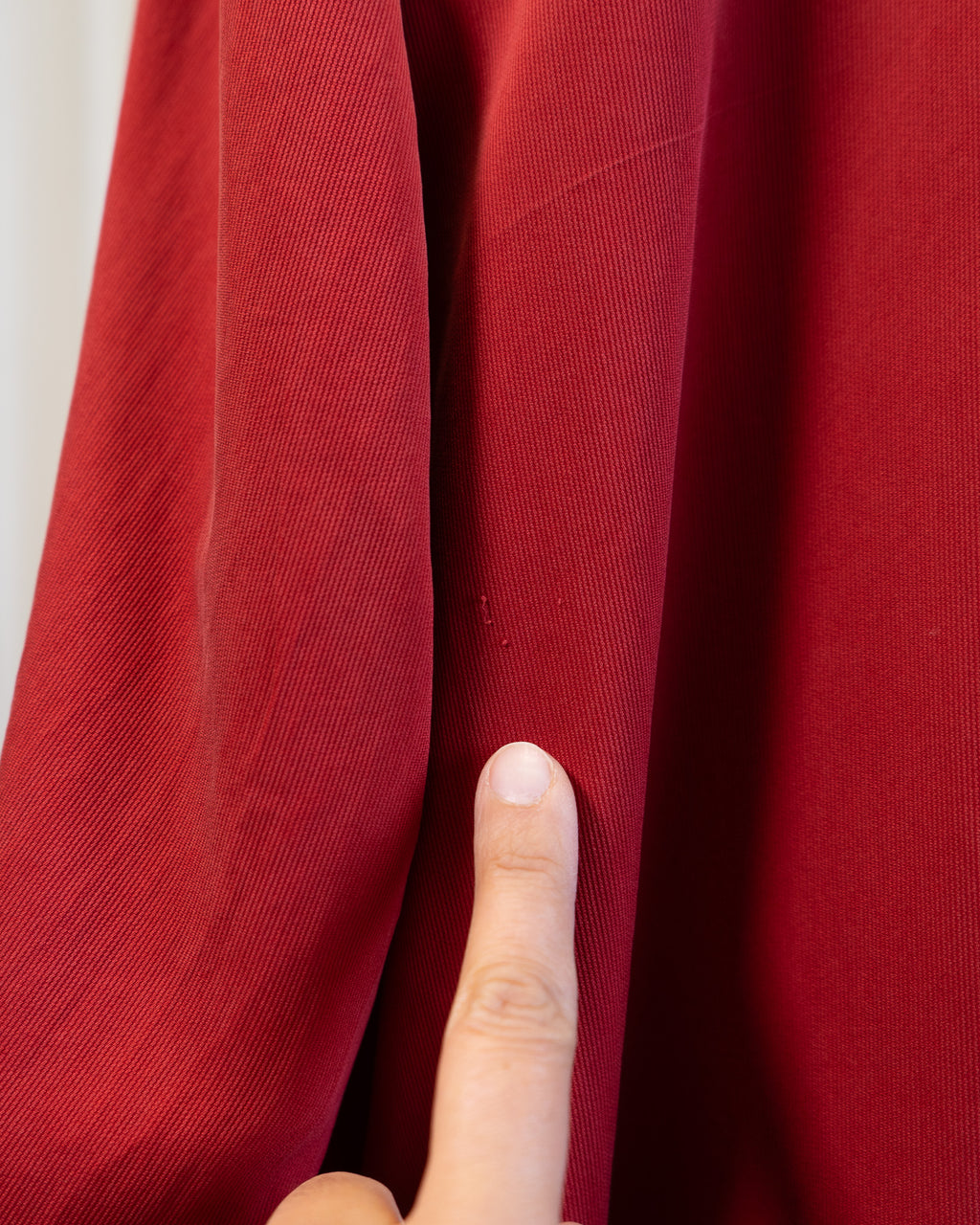 90s Victoria's Secret Red Pure Silk Shawl Collar & Cuffed Robe