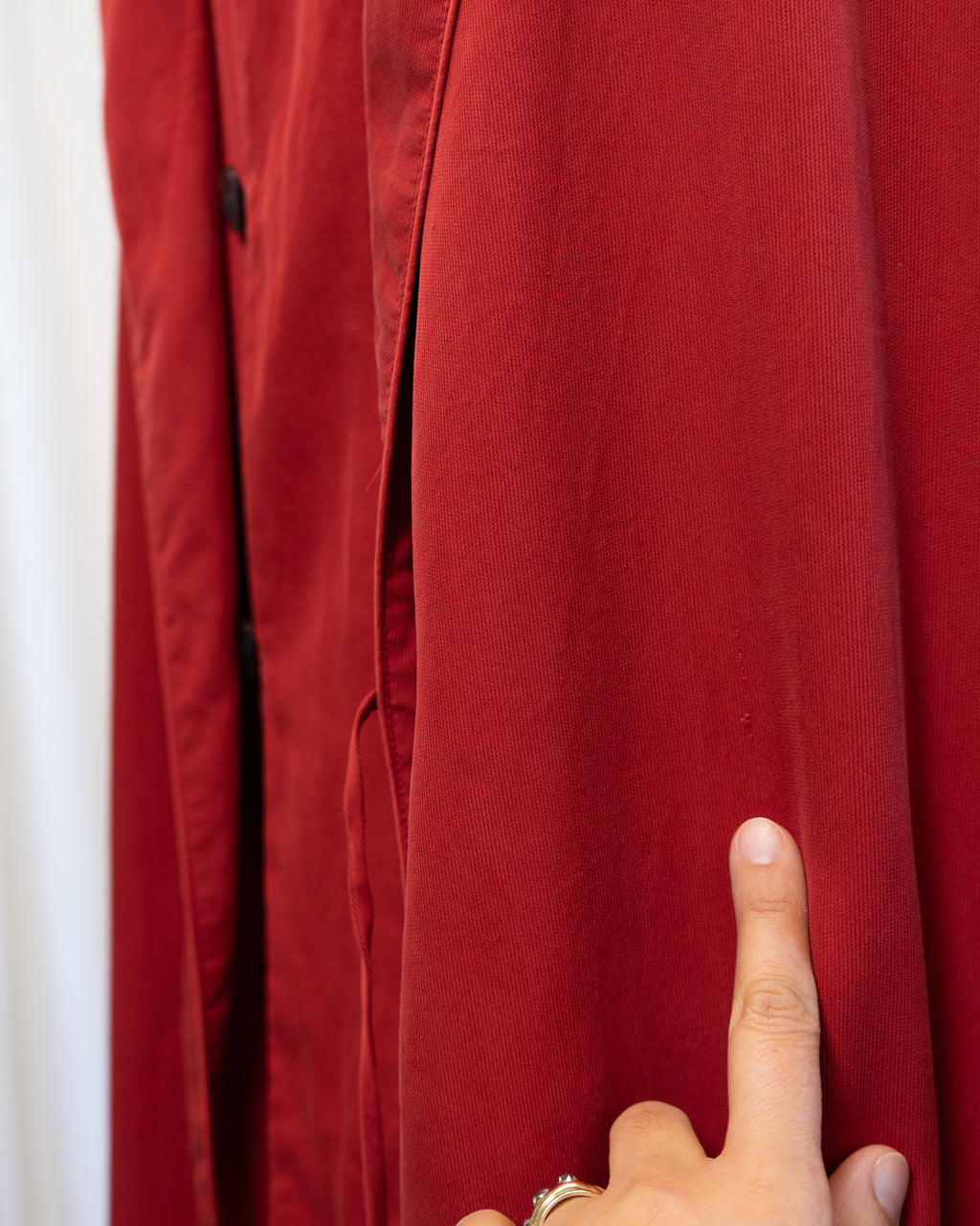 90s Victoria's Secret Red Pure Silk Shawl Collar & Cuffed Robe