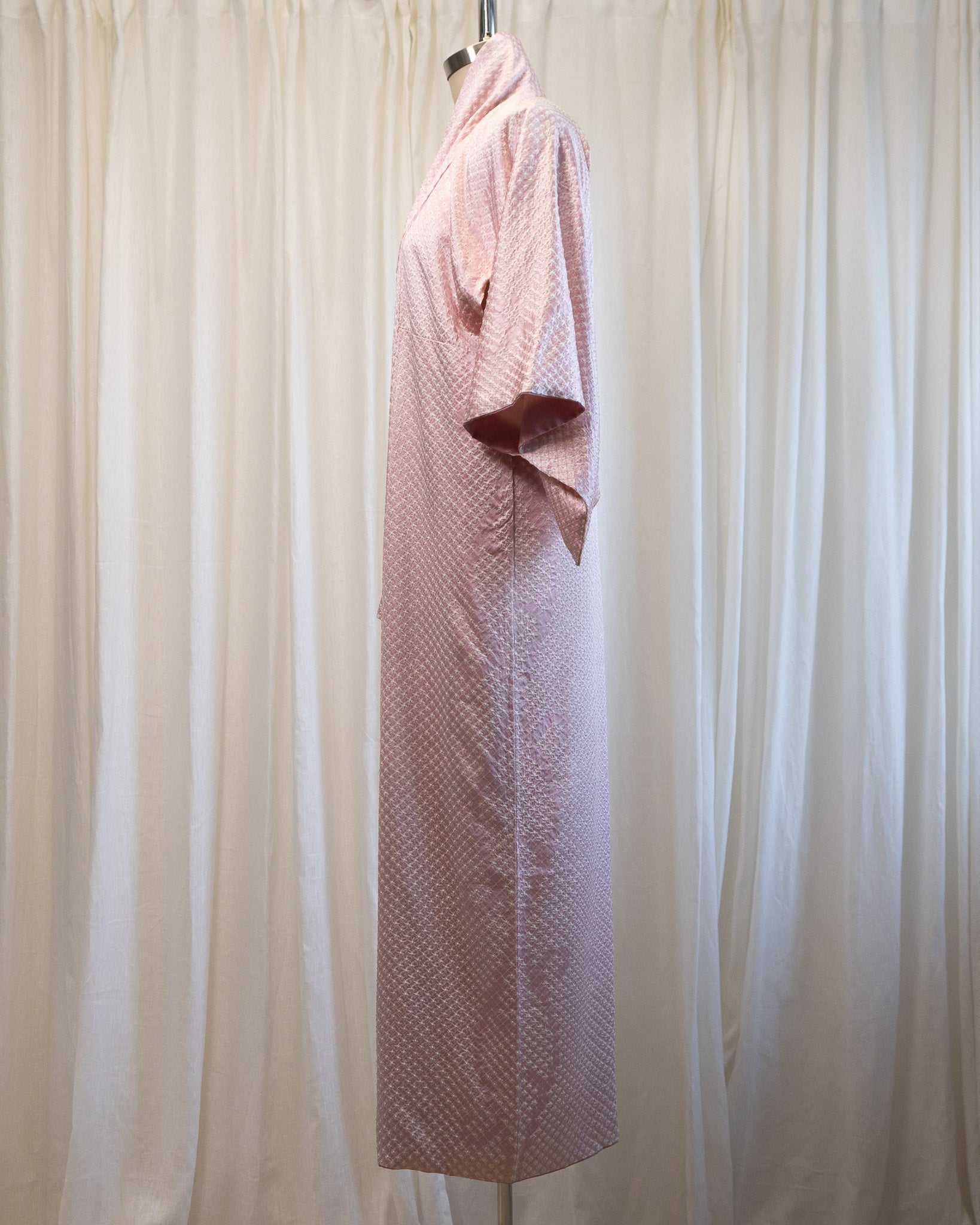 70s Pink Silk Shibori Fully Lined Kimono