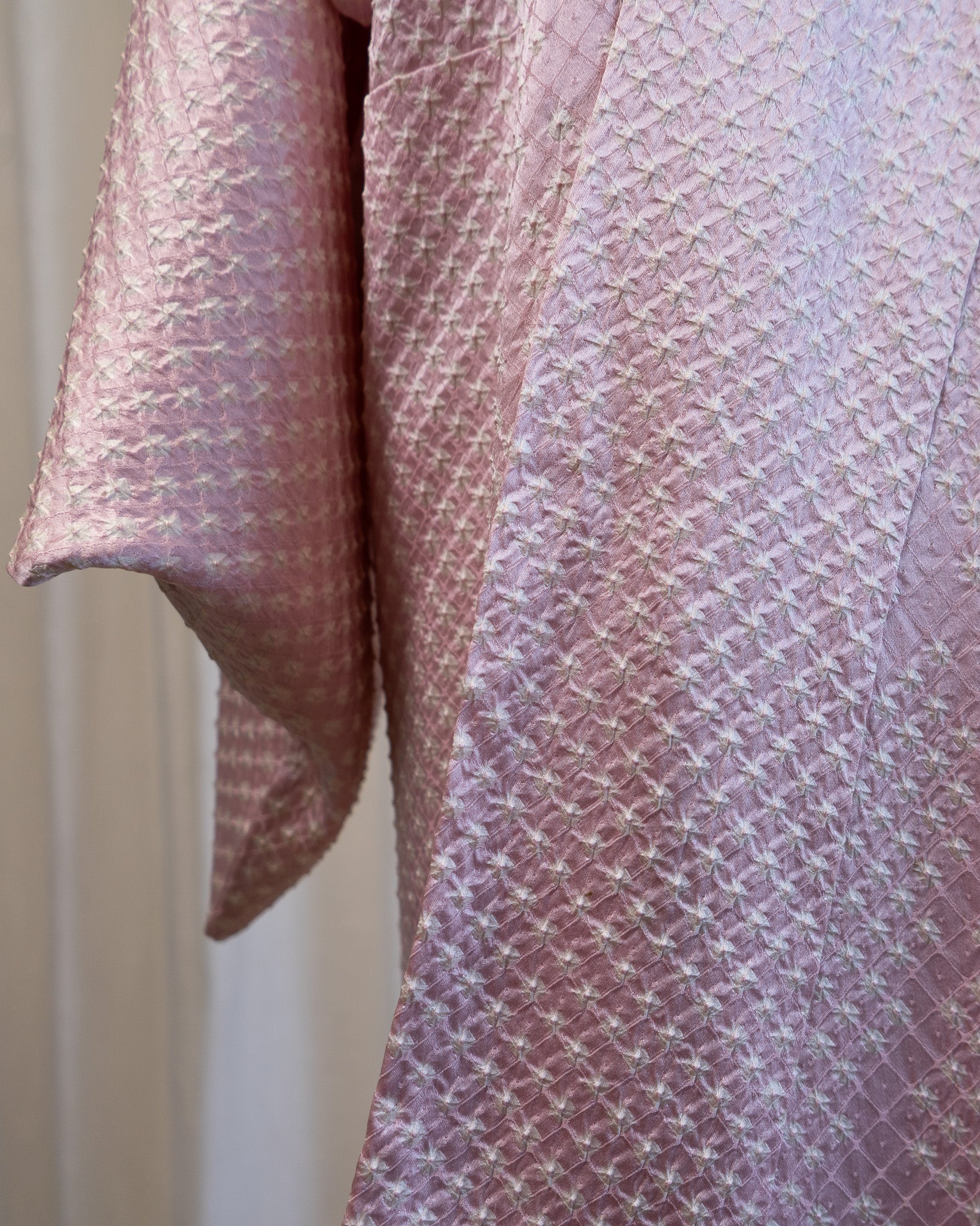 70s Pink Silk Shibori Fully Lined Kimono