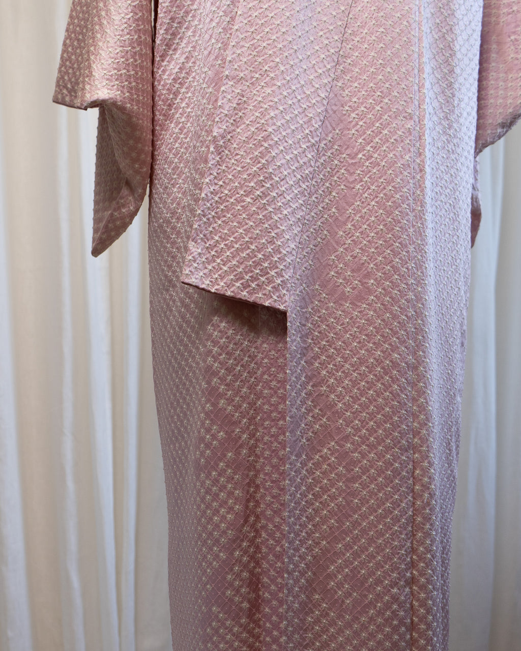 70s Pink Silk Shibori Fully Lined Kimono