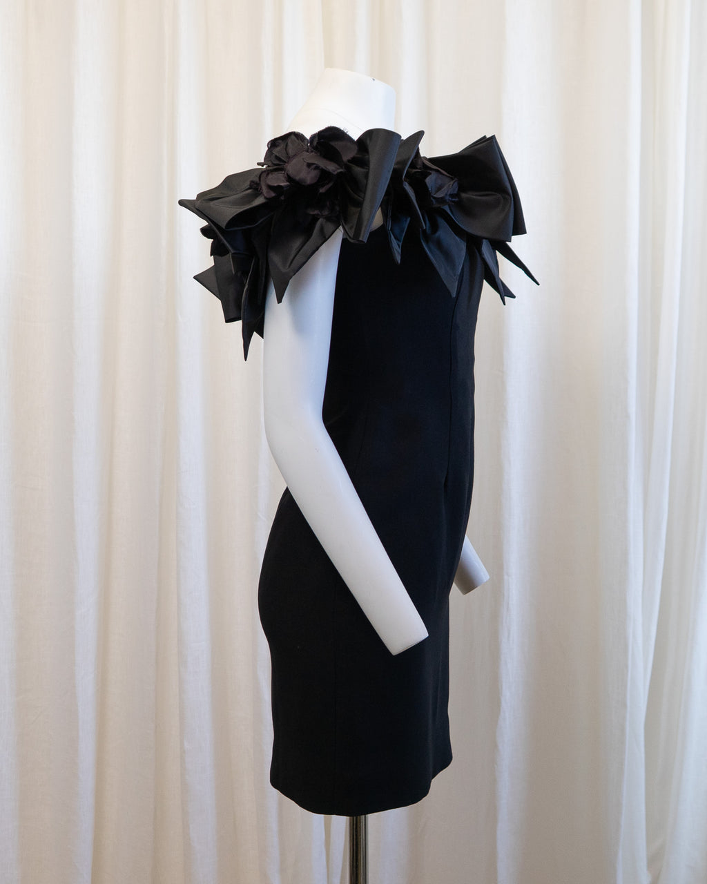 80s Victor Costa Bergdorf Goodman Black Roses & Bows Mini Dress