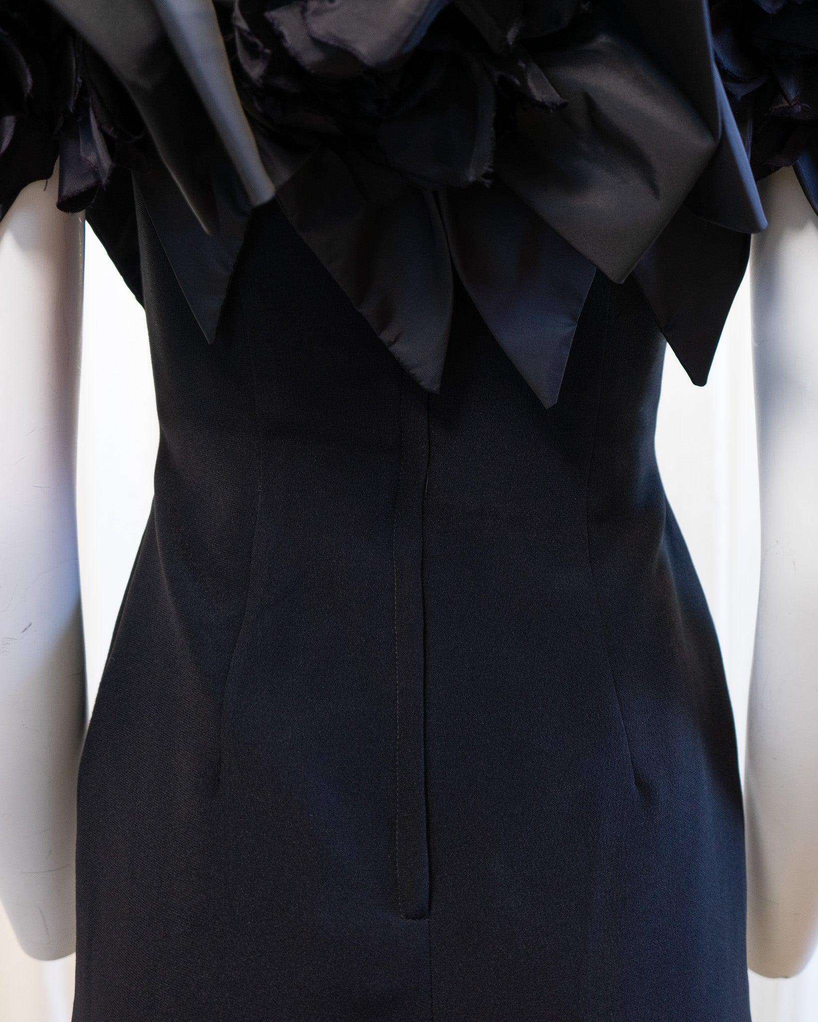 80s Victor Costa Bergdorf Goodman Black Roses & Bows Mini Dress