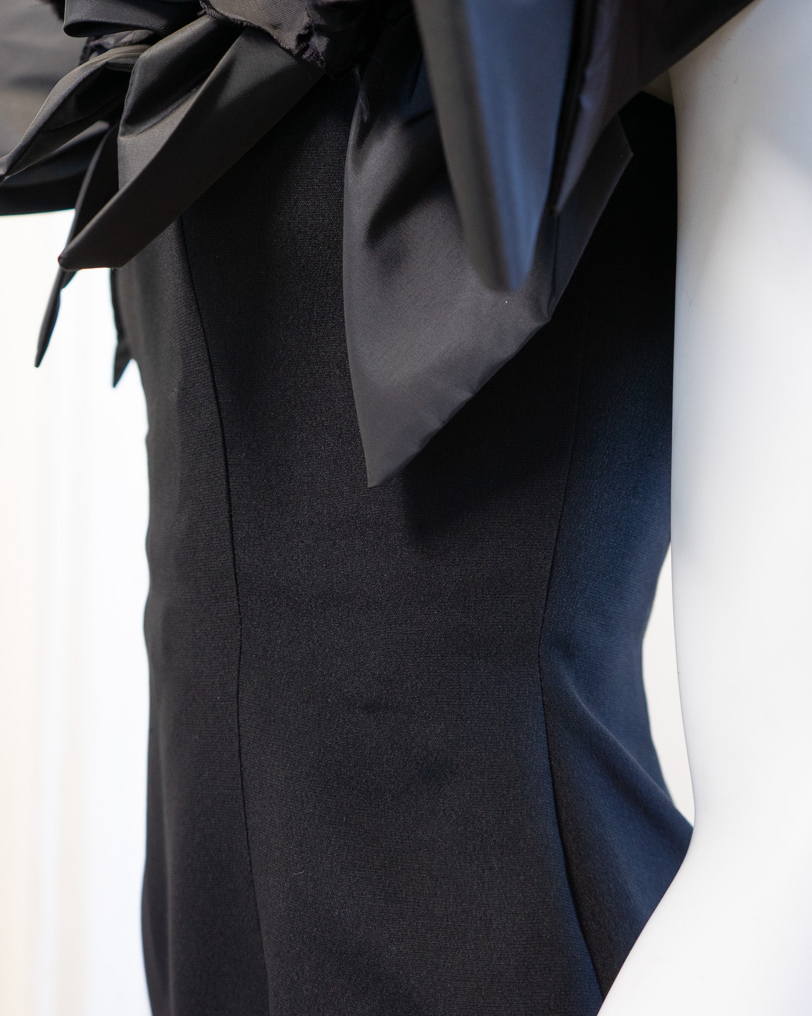 80s Victor Costa Bergdorf Goodman Black Roses & Bows Mini Dress