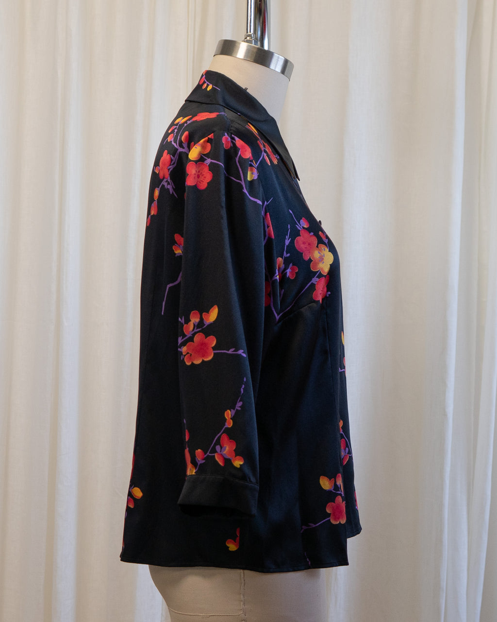 90s Carlisle Black Pure Silk Chinoiserie Floral Blouse
