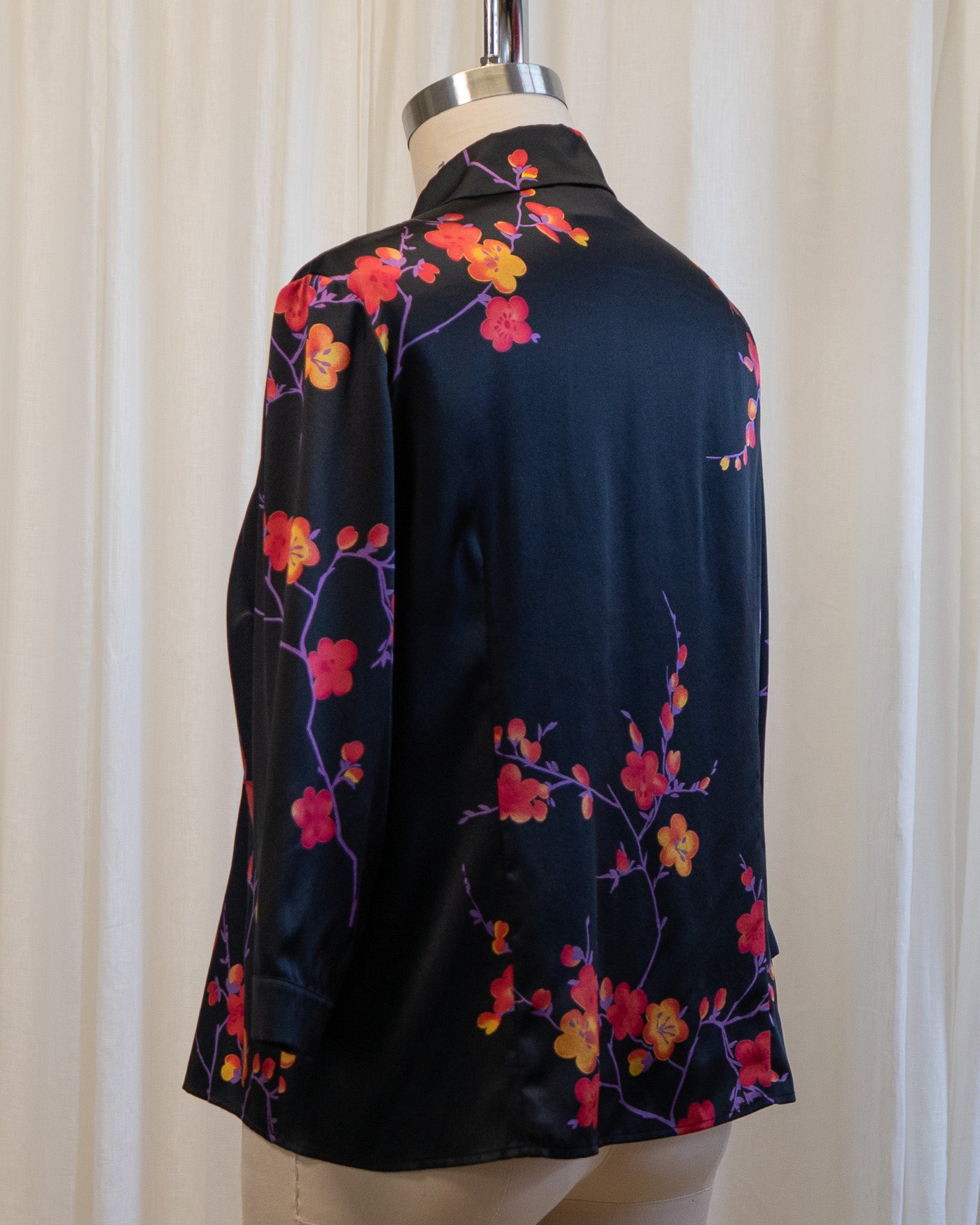 90s Carlisle Black Pure Silk Chinoiserie Floral Blouse