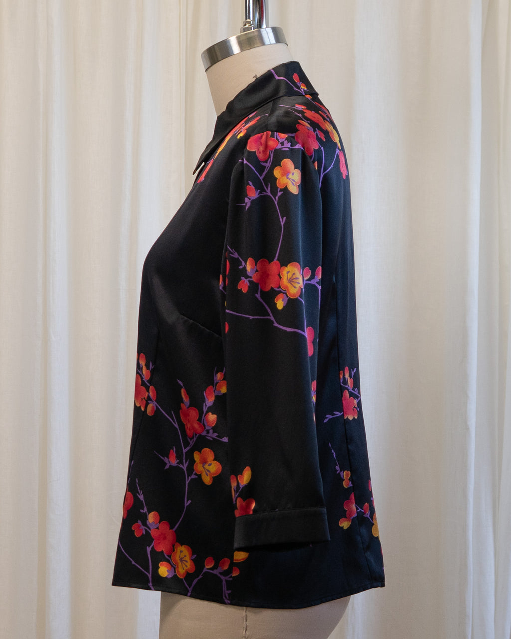 90s Carlisle Black Pure Silk Chinoiserie Floral Blouse