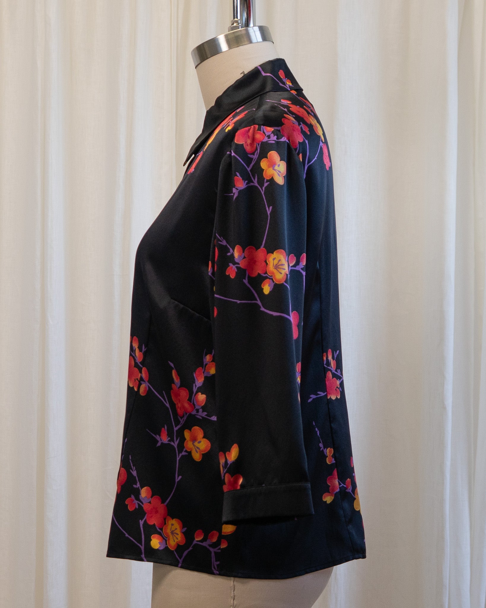 90s Carlisle Black Pure Silk Chinoiserie Floral Blouse