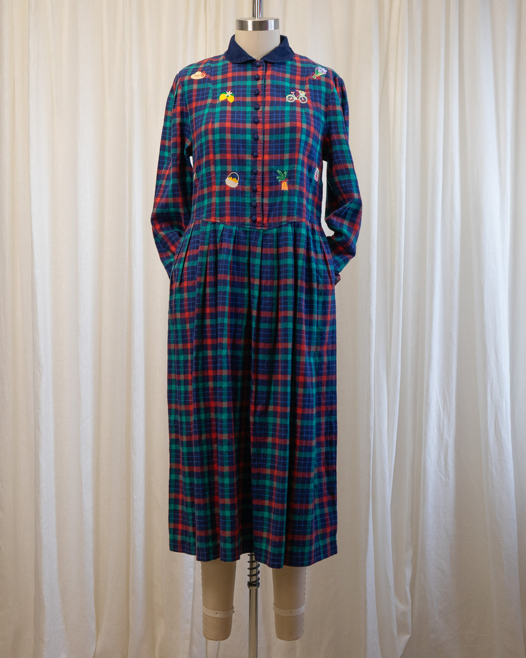 00s "Farmer's Market" Embroidered Eddie Bauer Plaid & Corduroy Dress