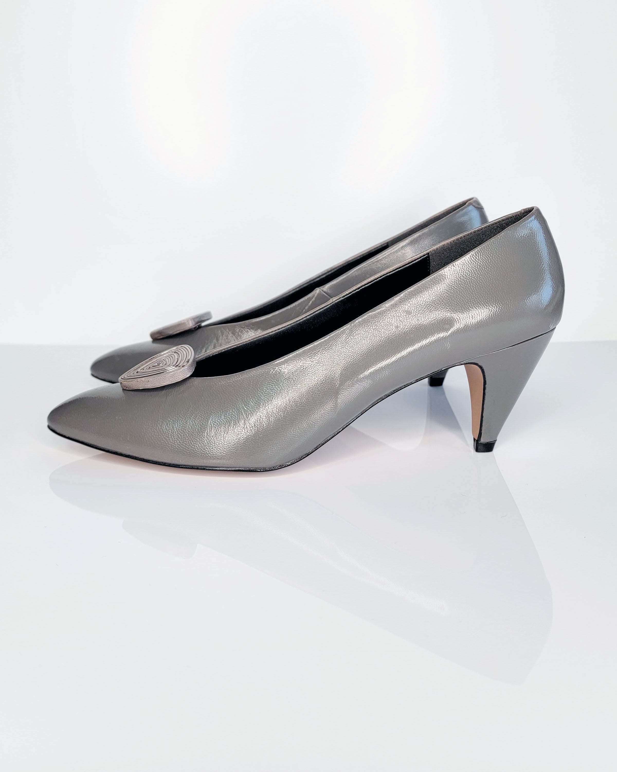 1980s Liz Claiborne Leather Clip-On Pumps