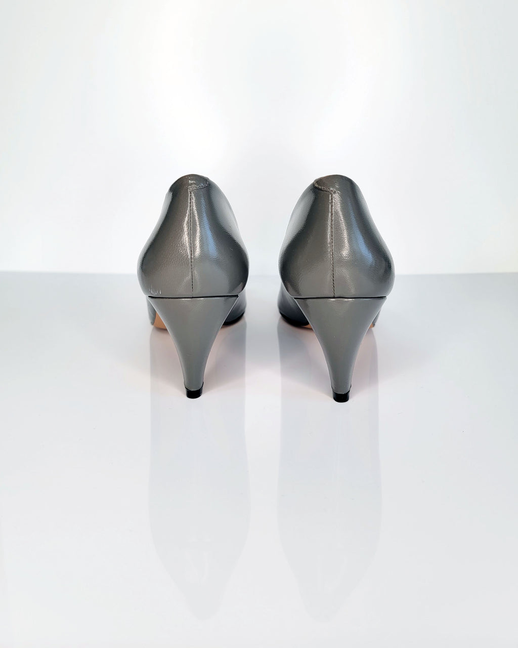 1980s Liz Claiborne Leather Clip-On Pumps