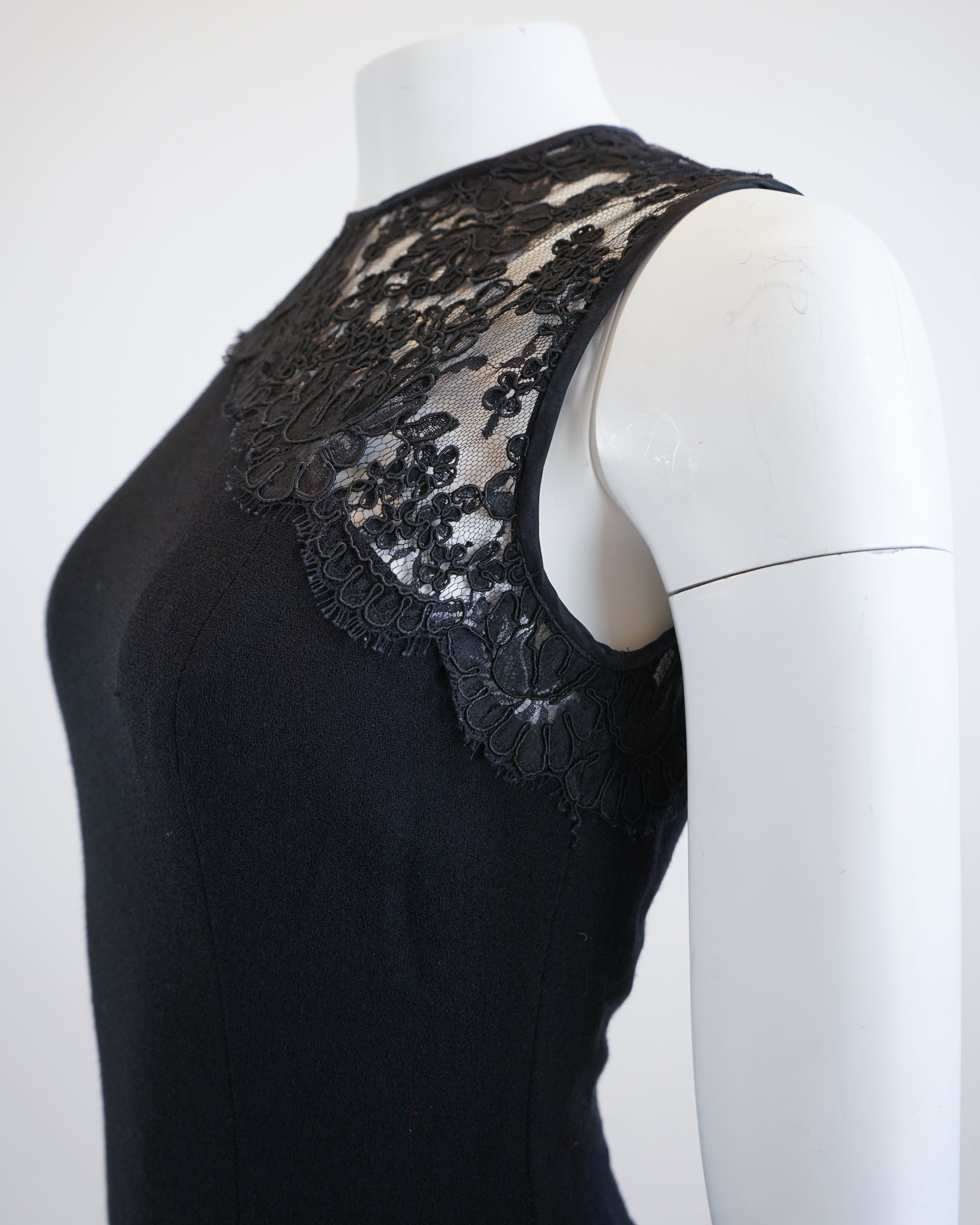 00s Ultra Sexy Black Lace w Red Lining Mini Dress