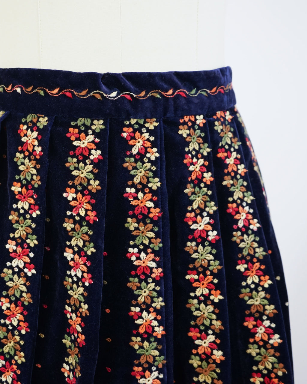 1970s Velvet Floral Embroidered Eyelet Skirt