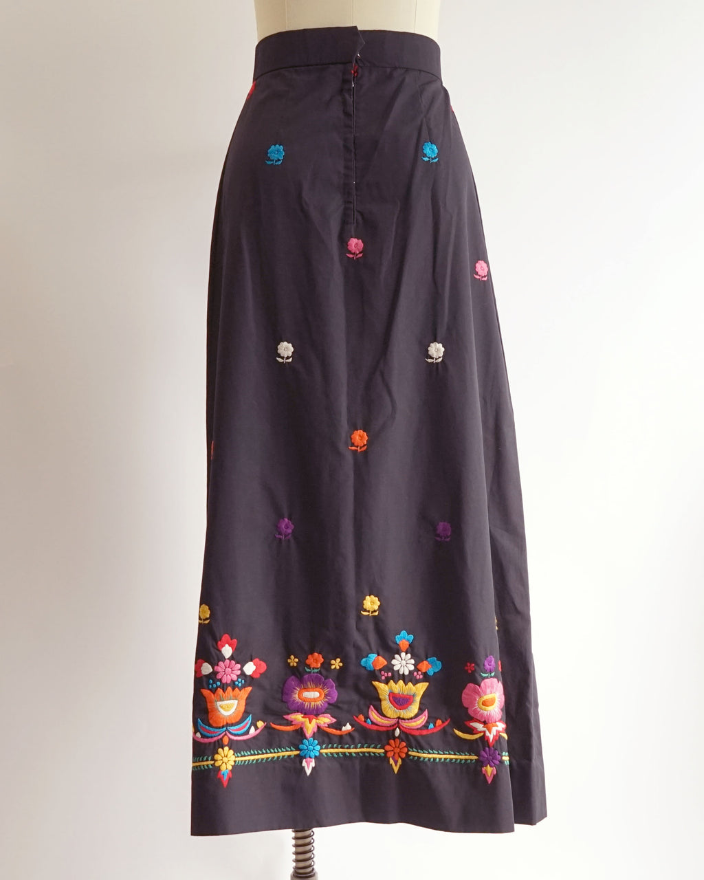 1970s Tesoro's Neon Embroidered Skirt