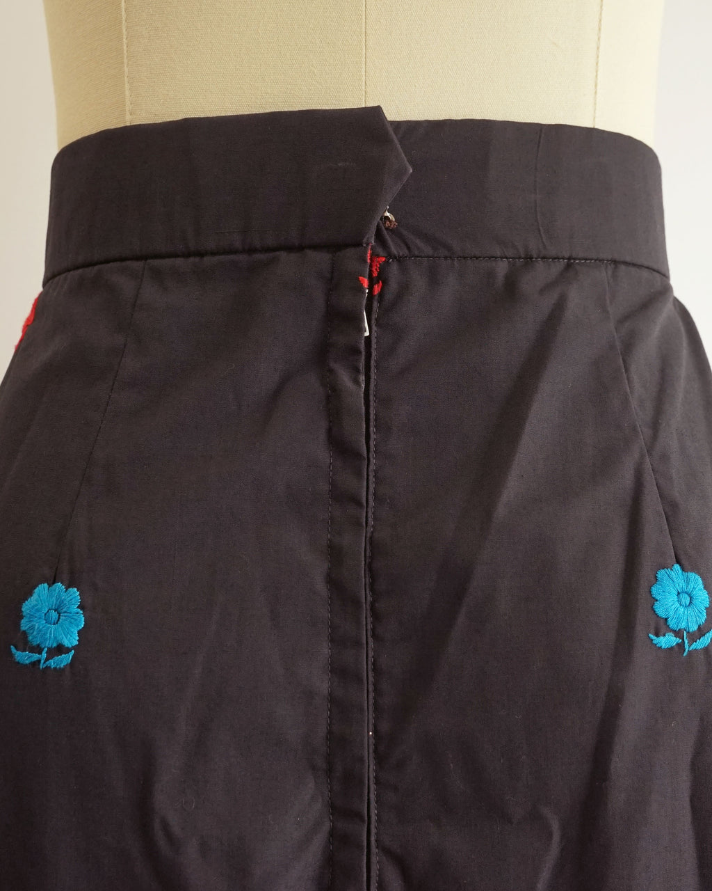 1970s Tesoro's Neon Embroidered Skirt