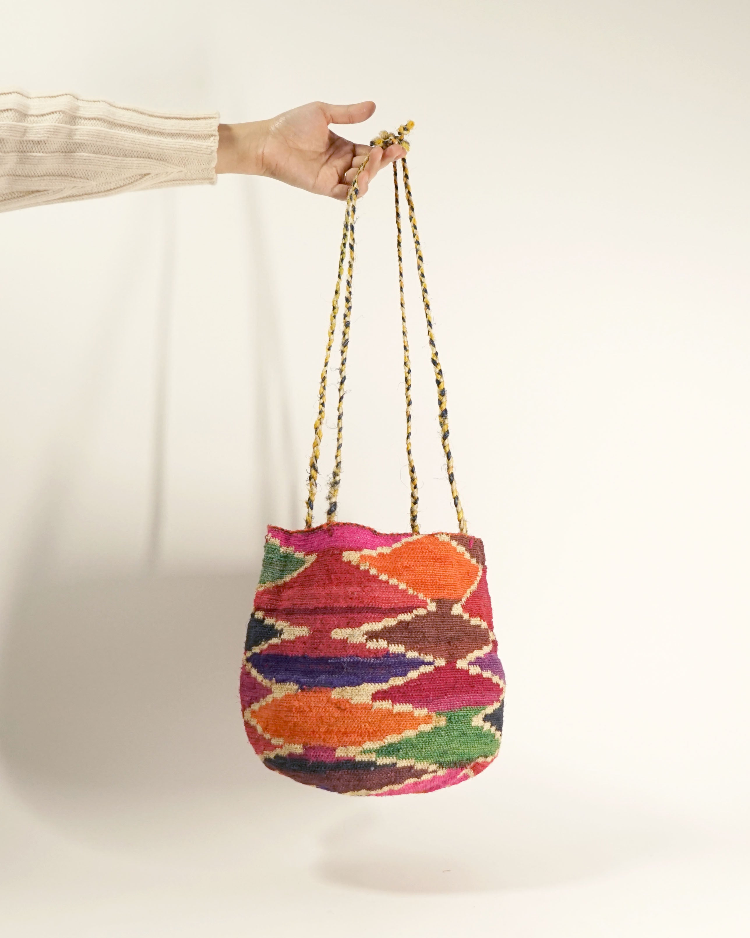 80s Ecuadorian Shigra Hemp Bucket Bag