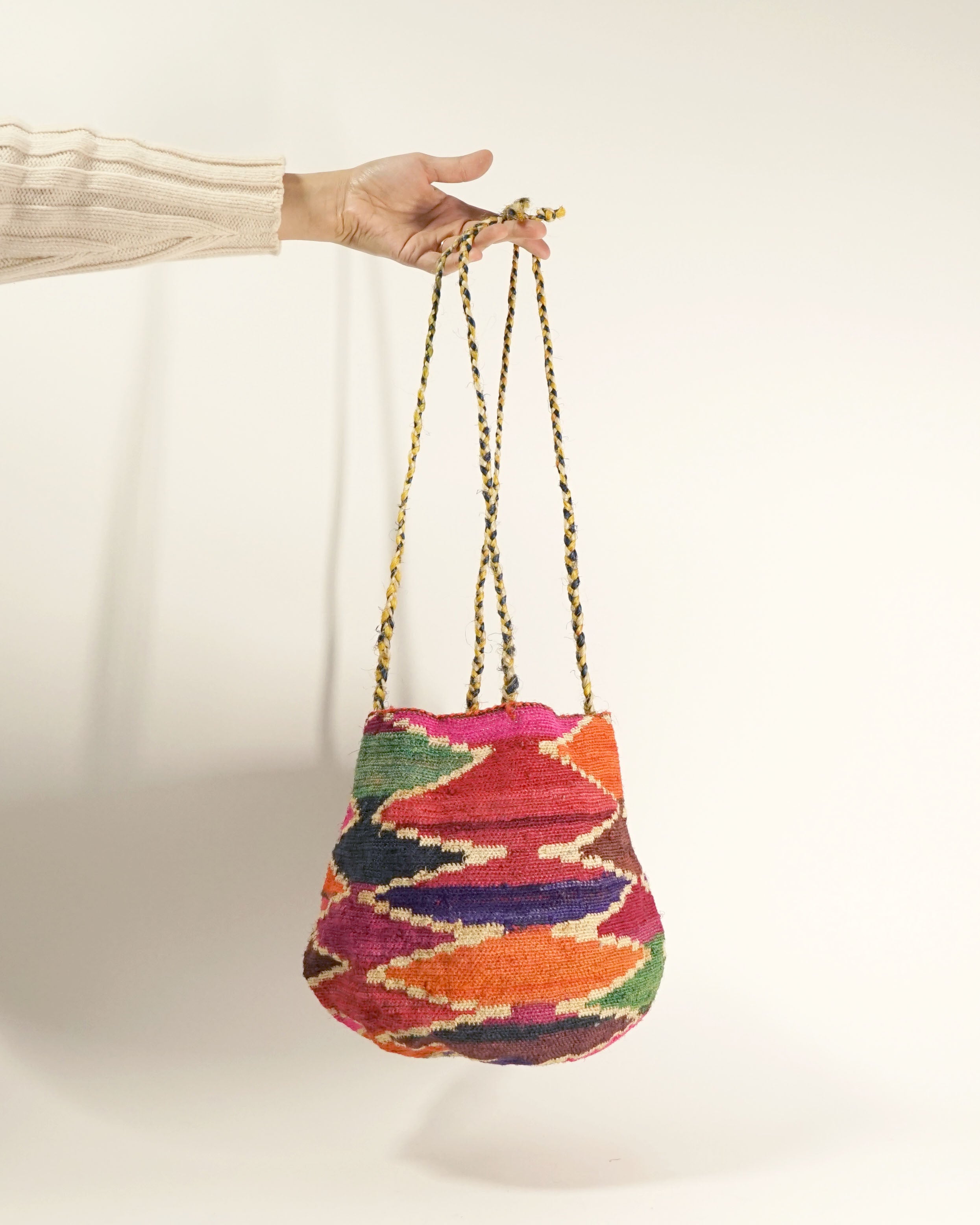 80s Ecuadorian Shigra Hemp Bucket Bag