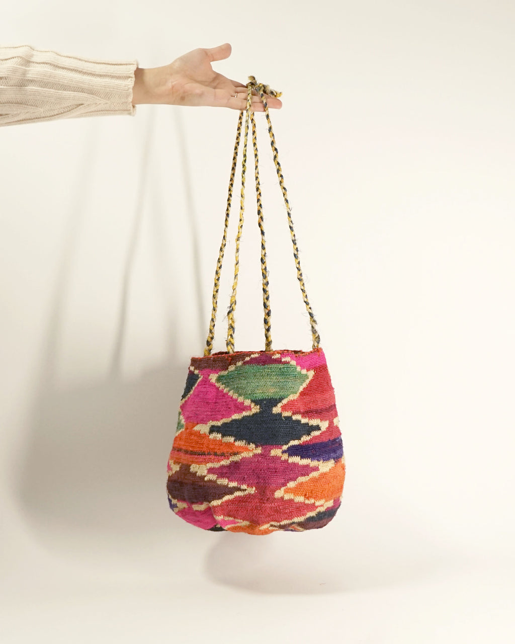 80s Ecuadorian Shigra Hemp Bucket Bag