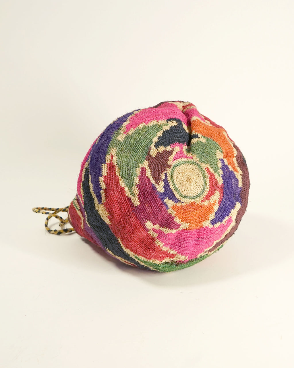 80s Ecuadorian Shigra Hemp Bucket Bag