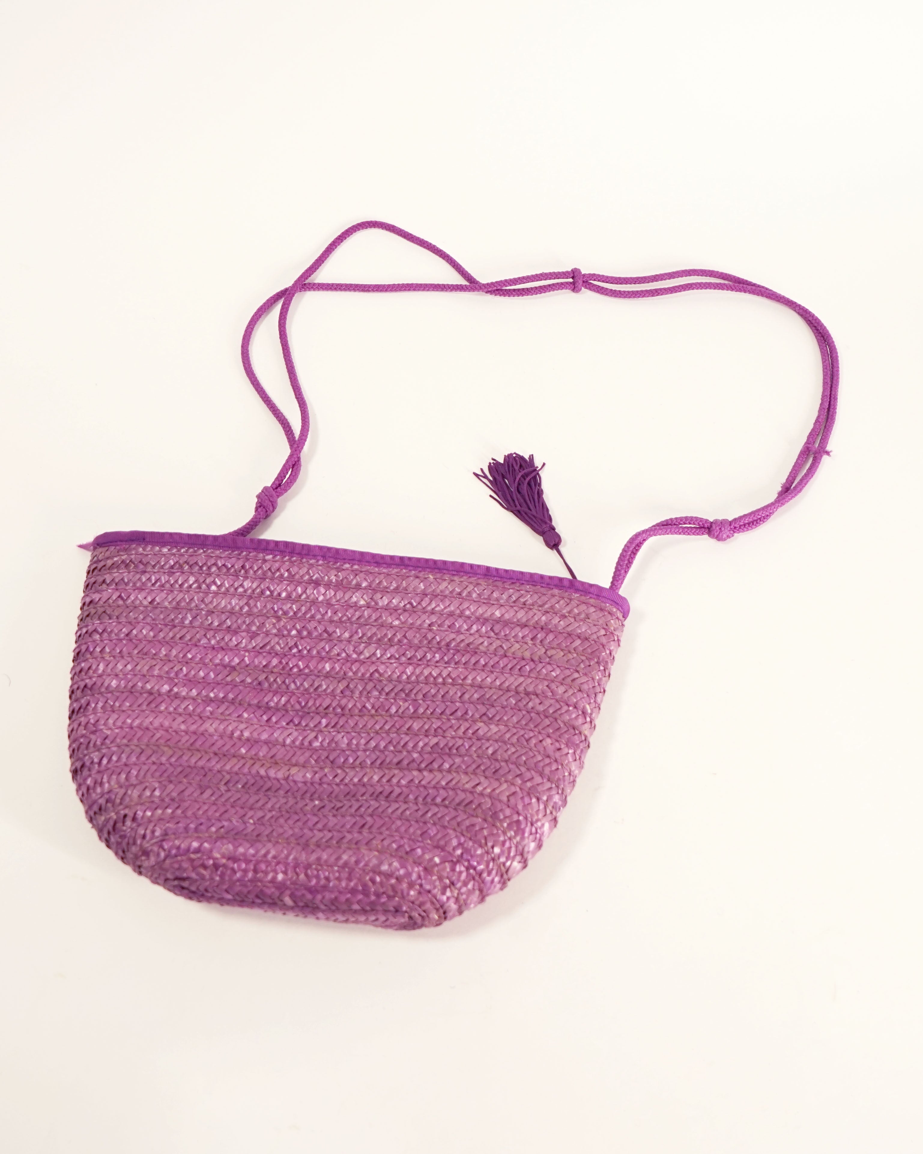 80s French Violet Woven Straw Clutch w Zipper Closure