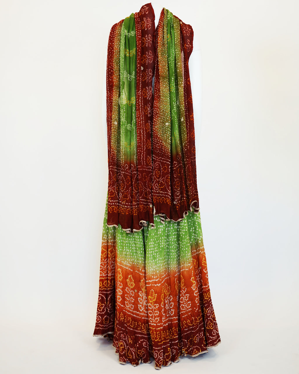 90s Bandhani Lehenga and Dupatta (Skirt & Scarf)