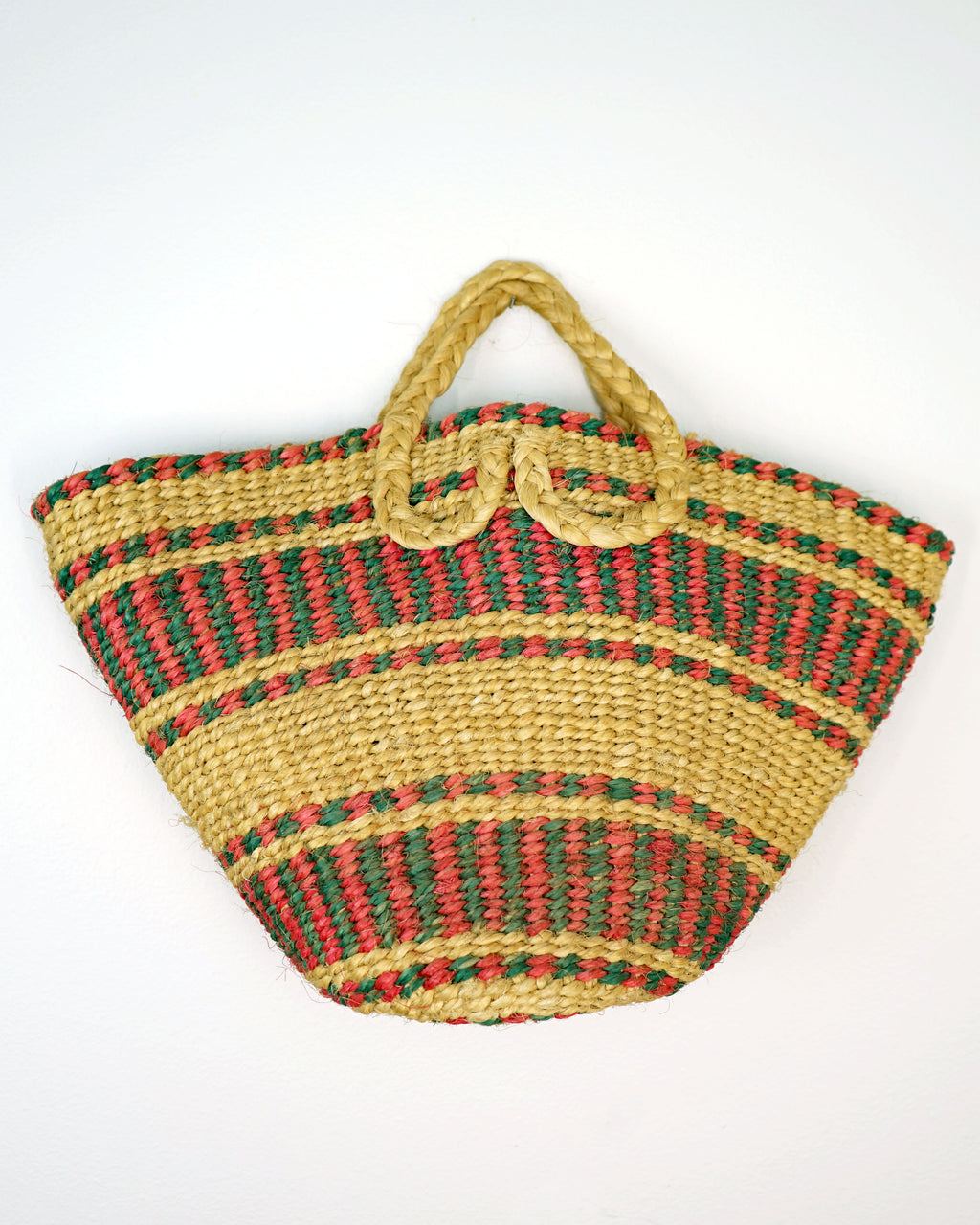 70s Straw Tote Bag with Heart Handles