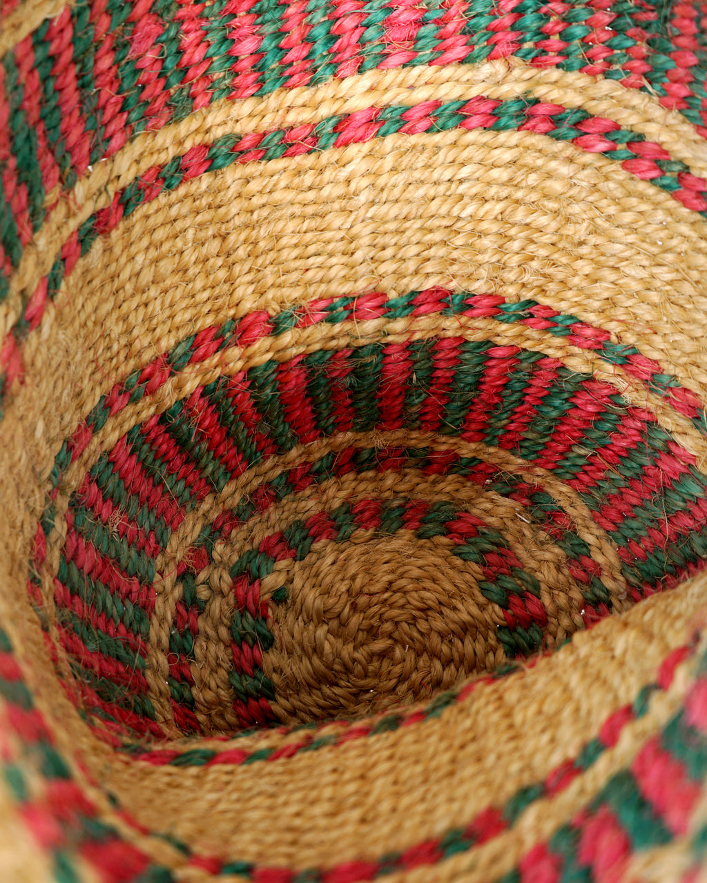 70s Straw Tote Bag with Heart Handles